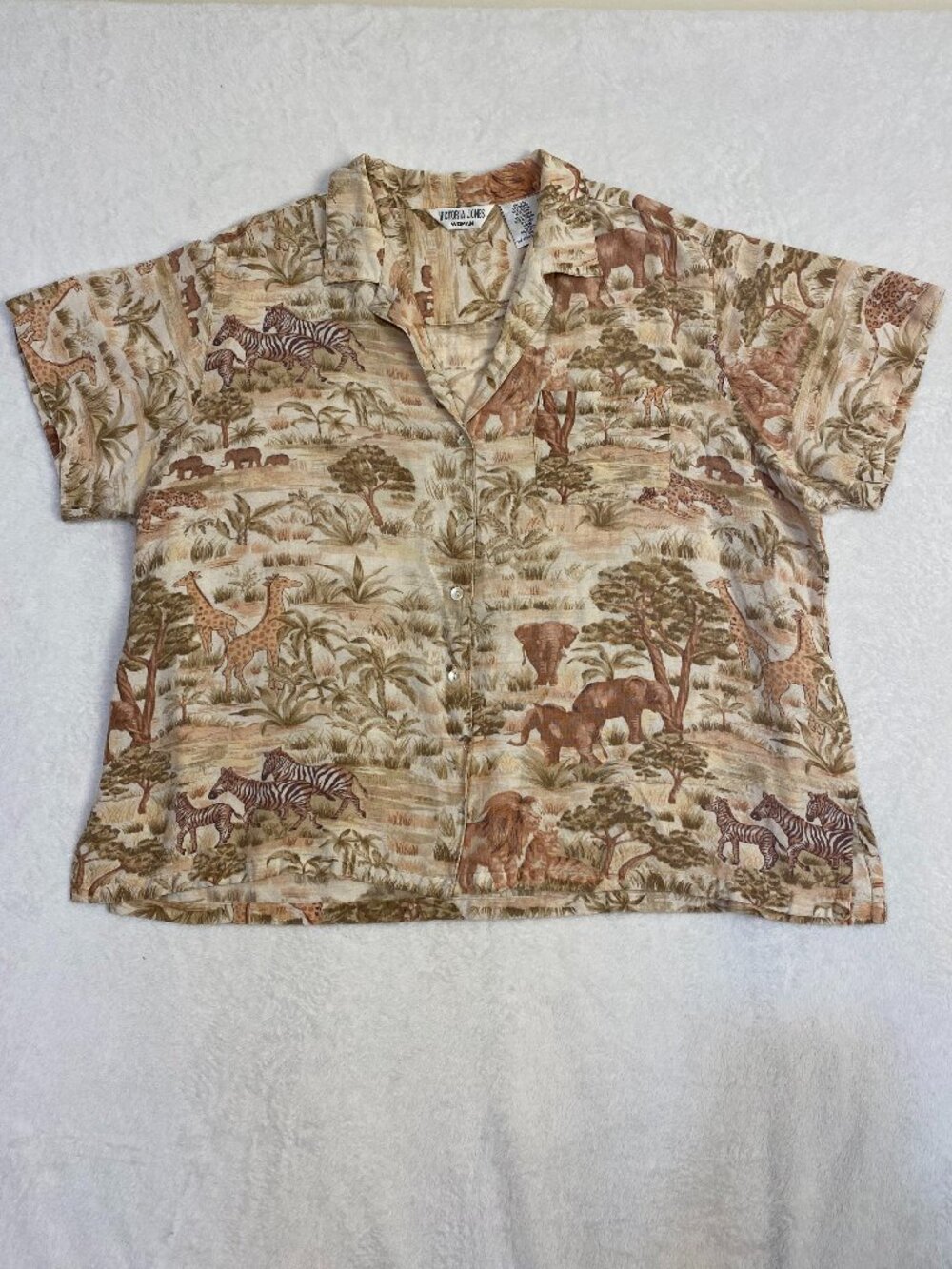 Victoria Jones Women Size 24W Safari Print Linen Blend Short Sleeve Button Down